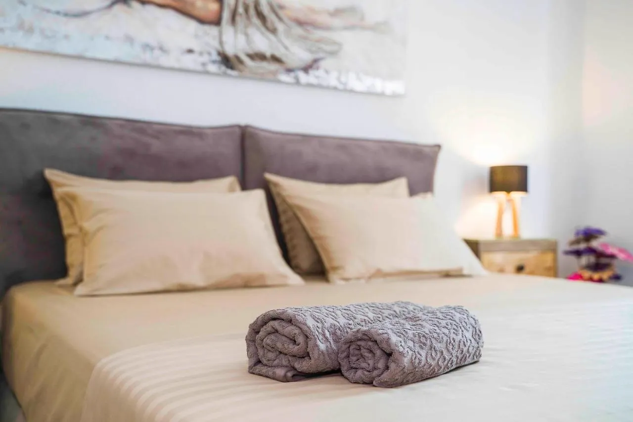 Apartment Alice Central Luxe Split 0*,