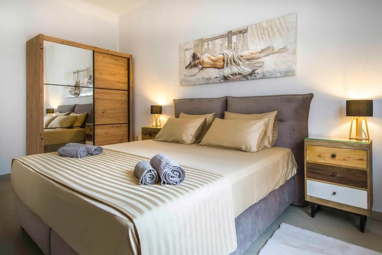 Apartment Alice Central Luxe Split